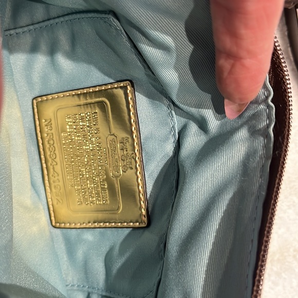 Coach crossbody - Picture 3 of 4